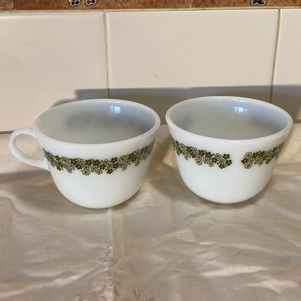 2 Vintage Pyrex Coffee Cups